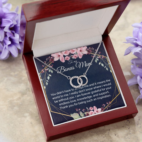 Bonus Mom Jewelry Dainty Circles Necklace Interlocking Hoops - Meaningful Cards