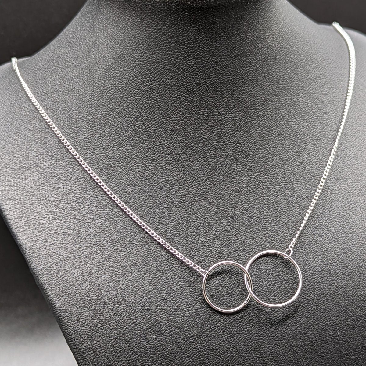 Gift for Bonus Daughter - Interlocking Circles Necklace - Meaningful Cards