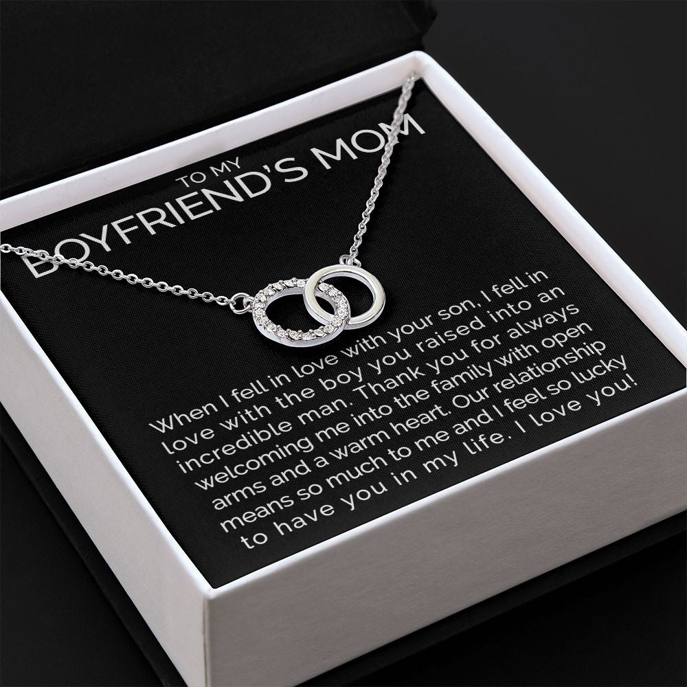 Meaningful To my boyfriends mom connected hoops necklace - Meaningful Cards