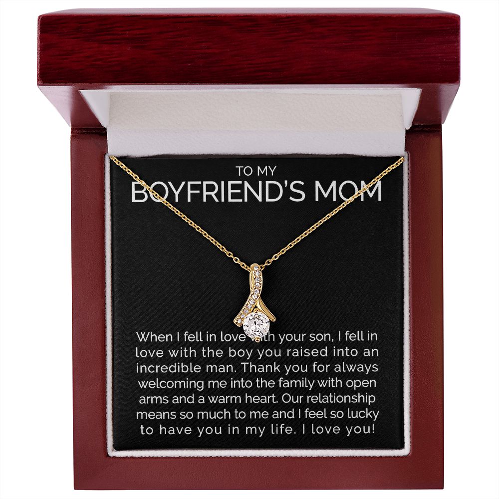 Meaningful To my boyfriends mom necklace with thoughtful message - Meaningful Cards